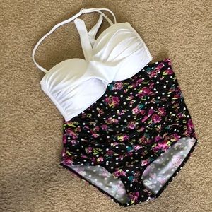 Cute high waited swimsuit set!